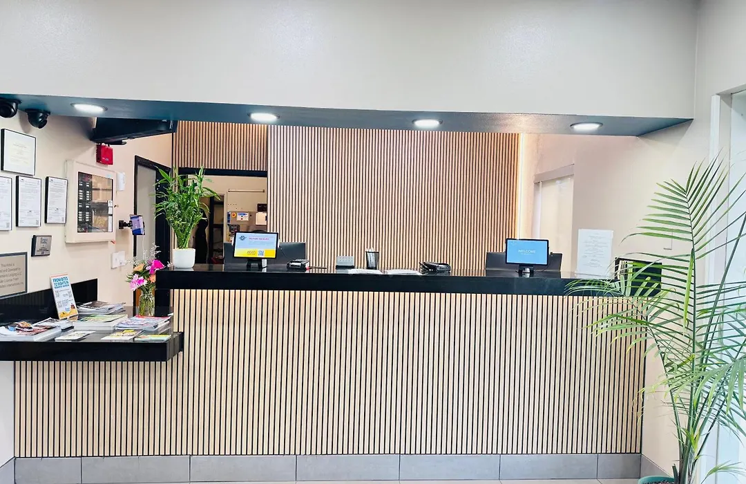 Country Inn & Suites By Radisson, Bismarck-Mandan-1